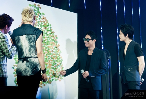 JYJ получают энергию от 22 000 поклонников, которые присутствовали на ‘Membership Week’