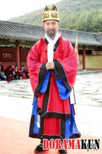 Ahn-Suk-Hwan