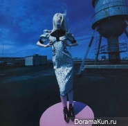 Sui He для Vogue China октябрь 2011