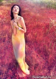 Tian Yi для Vogue China январь 2012