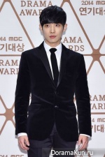 Lee Joon