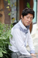 Kim Hee Won