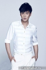 Zhang Ruo Yun