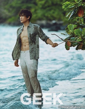 Ji Sung Ji Sung