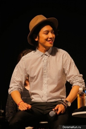Jung Yong Hwa