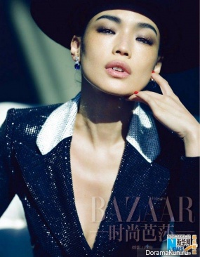 Shu Qi и Zhou Yun для Harper’s Bazaar November 2014