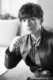 Aaron Yan для Shanghai TV December 2014