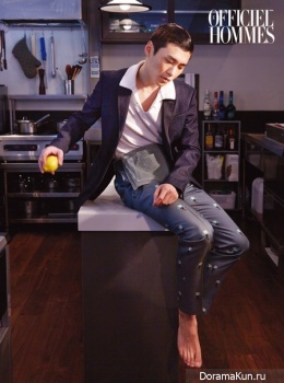 Oliver Chang для LOfficiel Hommes April 2015