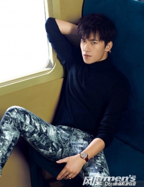 Yang Yang для Men’s UNO October 2016