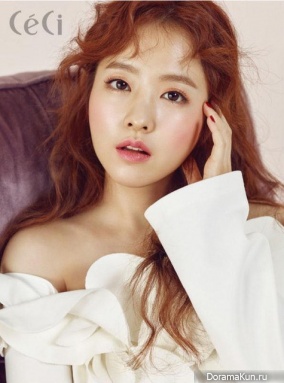 Park Bo Young для CeCi December 2016