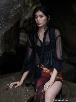 Ming Xi для Vogue January 2016