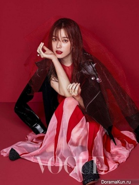 Han Hyo Joo для Vogue March 2017