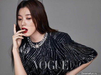 Han Hyo Joo для Vogue March 2017