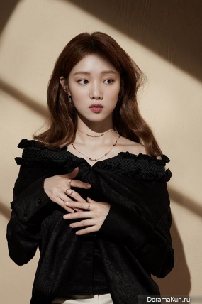Lee Sung Kyung для Lovcat Bijoux 2017
