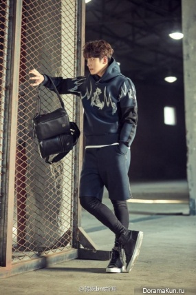 Ji Chang Wook для MCM х Christopher Raeburn 2017