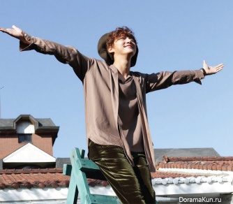 Yoon Si Yoon для The Big Issue January 2017