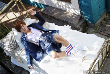 Yoon Si Yoon для The Big Issue January 2017