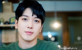 Jung Yong Hwa (CNBLUE) для NAVER 2017