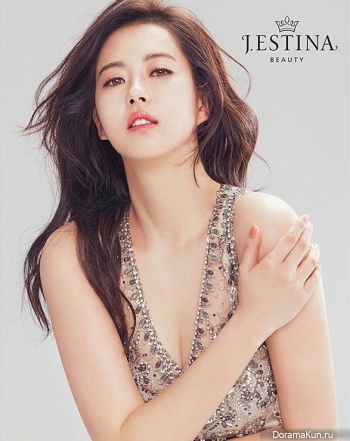 Go Ah Ra для J.Estina 2017