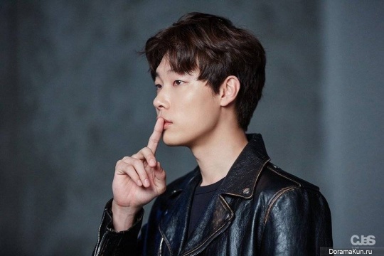 Ryu Jun Yeol для Marie Clair October 2017