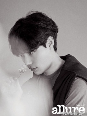 Ryu Joon Yeol для Allure April 2018