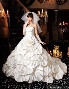 Shinoda Mariko