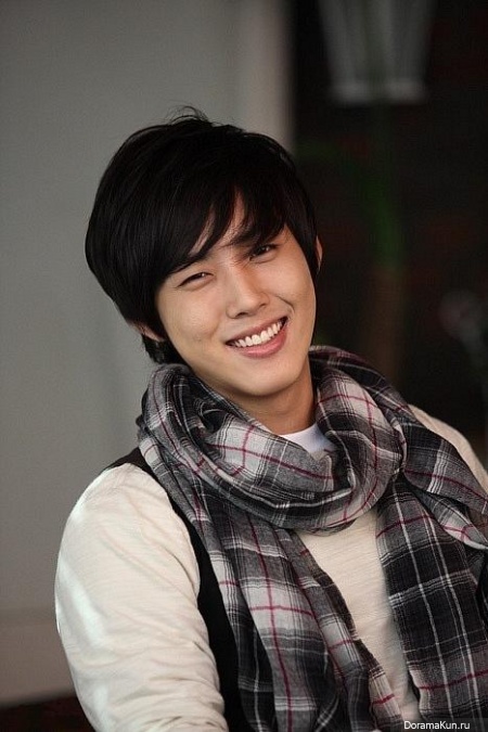 Baek Sung Hyun Baek Sung Hyun