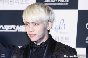 ДжонХён из SHINee