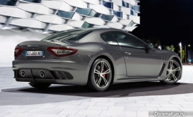 Машины Джунсу из JYJ (Maserati Granturismo и Mercedes-Benz SLS AMG): Машины Джунсу из JYJ (Maserati Granturismo и Mercedes-Benz SLS AMG):