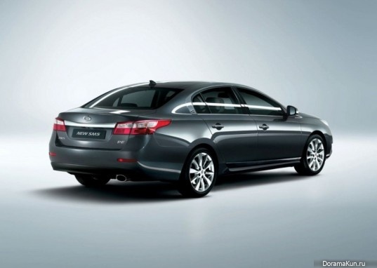 Машина Йесона из Super Junior (Renault Samsung SM5) Машина Йесона из Super Junior (Renault Samsung SM5)