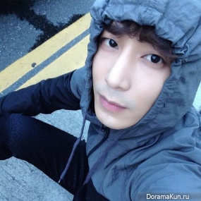 Jin Yi Han Jin Yi Han