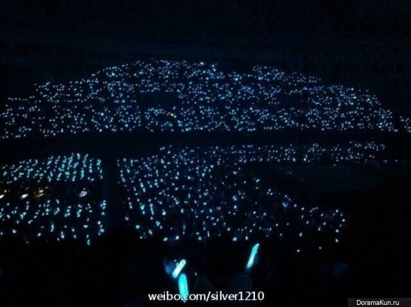SHINee SHINee