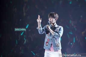 SHINee SHINee