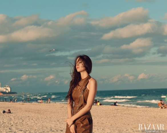 Krystal (f(x)) для Harper's Bazaar February 2017