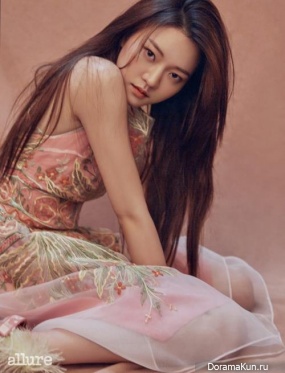 Go Ah Sung для Allure February 2017