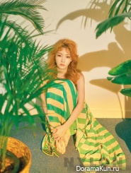Chungha (I.O.I) для NYLON August 2017