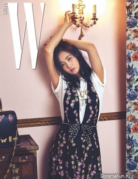 SNSD для W Korea August 2017 Extra
