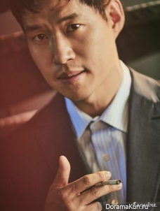Yoo Jun Sang для Esquire August 2017