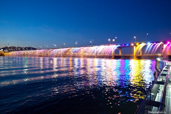 Banpo Bridge