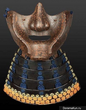 полумаска Мэмпо