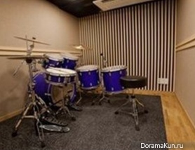 FNC-Entertainment room