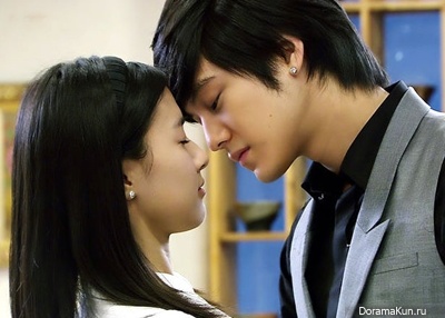 Kim Bum и Kim So Eun Kim Bum и Kim So Eun