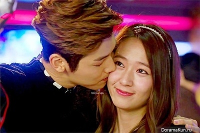 Krystal из f(x) и Kang Min Hyuk из CNBlue Krystal из f(x) и Kang Min Hyuk из CNBlue