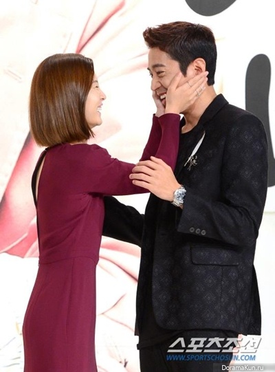 Jung Yoo Mi и Eric из Shinhwa Jung Yoo Mi и Eric из Shinhwa