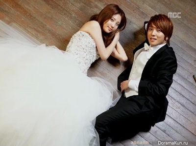 Jung Yong Hwa из CNBlue и SeoHyun из Girls' Generation Jung Yong Hwa из CNBlue и SeoHyun из Girls' Generation