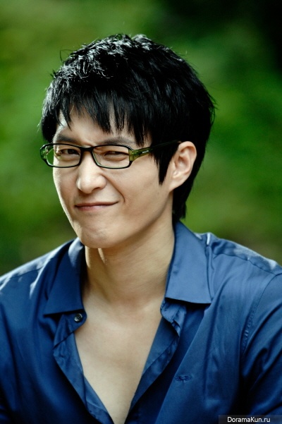 Shim Hyung Tak