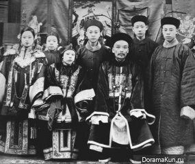 China. Concubines