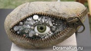 smiling stones