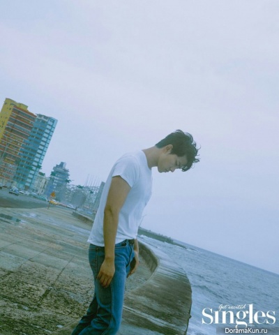 Taecyeon (2PM) для Singles May 2017 Extra