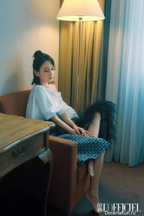 Tong Li-Ya L'Officiel June 2017